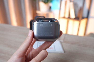 Galaxy Buds 3 Pro สี Silver เครื่องสวยใช้งานน้อย ราคาเพียง 3,590.- มีประกันร้าน 60 วัน