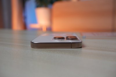 iPhone 16 Pro 128GB สี Desert Titanium เครื่องสวย ราคาเพียง 29,800.- มีประกันร้าน 60 วัน มีประกันศูนย์