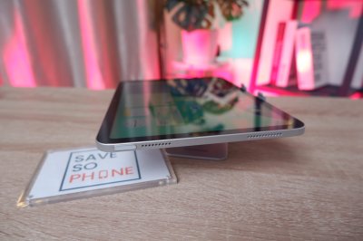 iPad Gen10 (2022) Wi-Fi 64GB สี Silver เครื่องสวย แบต 93% ราคาเพียง 8,999.- มีประกันร้าน 60 วัน