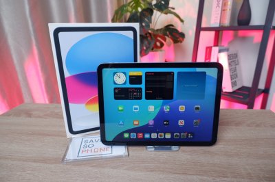 iPad Gen 11 (2025) 256GB Wi-Fi 11-inch สี Blue เครื่องสวย แบต 100% ราคาเพียง 14,990.- อุปกรณ์แท้ครบกล่องพร้อมประกันศูนย์