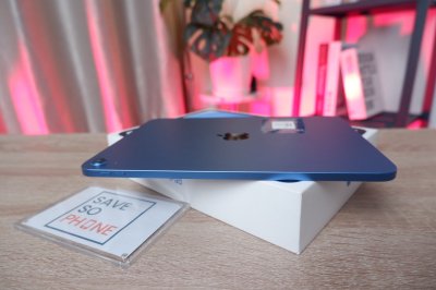 iPad Gen 11 (2025) 256GB Wi-Fi 11-inch สี Blue เครื่องสวย แบต 100% ราคาเพียง 14,990.- อุปกรณ์แท้ครบกล่องพร้อมประกันศูนย์