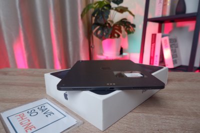iPad Air 5 M1 chip 64Gb Wi-Fi 10.9-inch สี Space Gray เครื่องสวย ราคาเพียง 11,900.- มีประกันร้าน 60 วัน