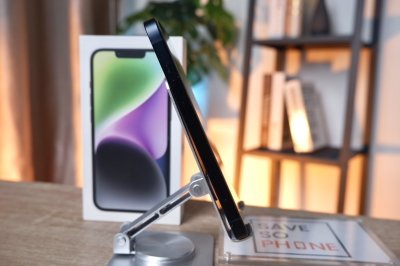 iPhone 14 128GB สี Midnight เครื่องสวย ราคาเพียง 13,900.- มีประกันร้าน 60 วัน