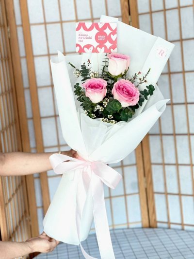 LOVE048 ช่อดอกกุหลาบ ชมพู 3 ดอก