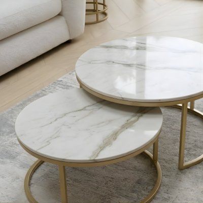 โต๊ะกลางคู่ “Marble Nest Luxe” หน้าเรซิ่นลายหินอ่อน ขาทอง