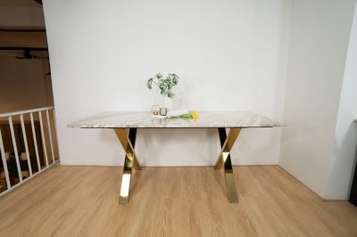 CARA Dining Table โต๊ะอาหารท็อปหินอ่อน ขาสแตนเลสสีทอง