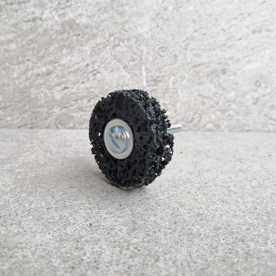 ลูกขัดสาหร่าย 2 size  50x15x6mm (มีแกน)