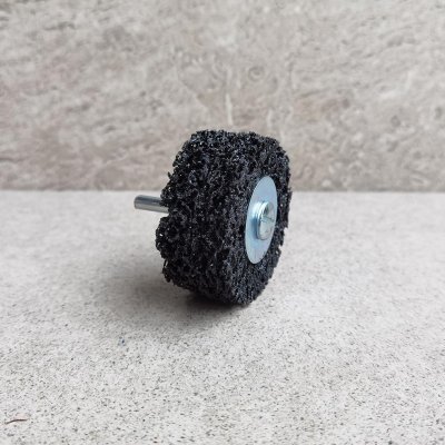 ลูกขัดสาหร่าย 2.5 size  63x30x6mm (มีแกน)