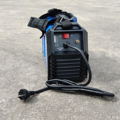 เครื่องเชื่อม TIG 200 BOXING