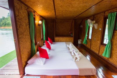 2 Day 1 Night overnight at Phutawan or Praiwan