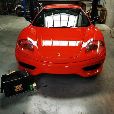 ขัดเคลือบสีรถ 3D รถ Ferrari
