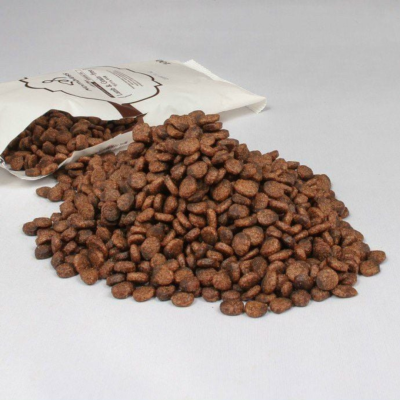 Mombless อาหารสุนัขเม็ดนิ่ม มัมเบลส รสแซลมอน (โปรตีน28%) ขนาด 1.2 kg