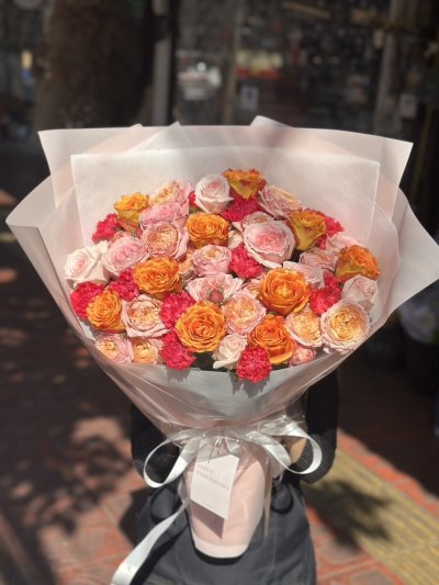 Ombre Mix Flower Bouquet