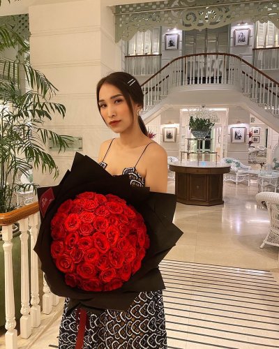 50 Red Roses Bouquet