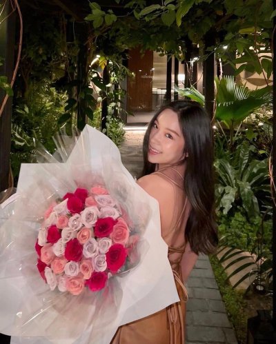 30 Roses - Sakura Coffee