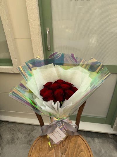 [Valentines] 10 Roses Bouquet - Rainbow Wrapping