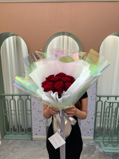 [Valentines] 10 Roses Bouquet - Rainbow Wrapping