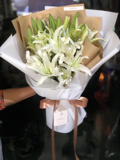 White lily bouquet