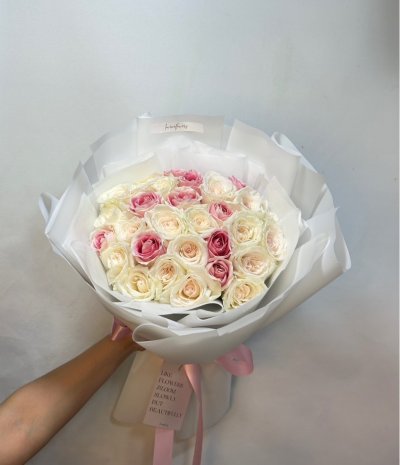 30 Roses Pastel bouquet