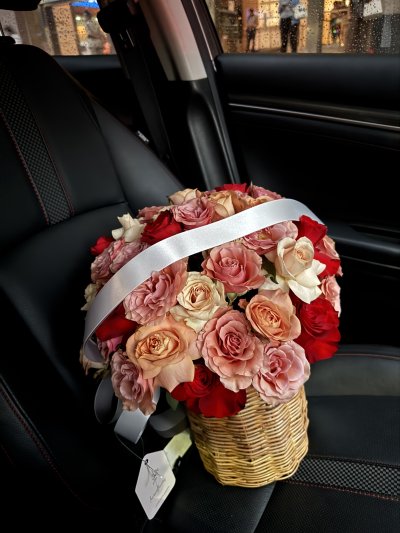60 Red Coffee Tone Flower Basket