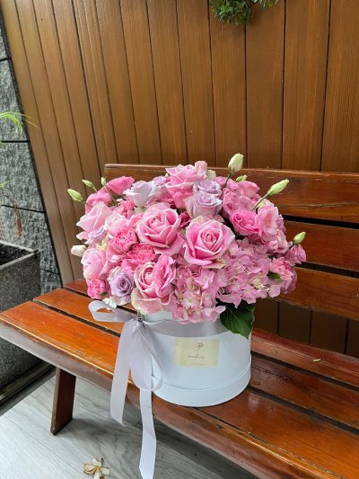 Mix Pink/Purple Flower Box (L)