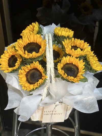 Sunflower Basket - Perfect Gifting