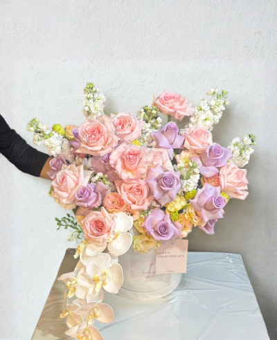 Luxury Sunshine Flower Box With Orchids