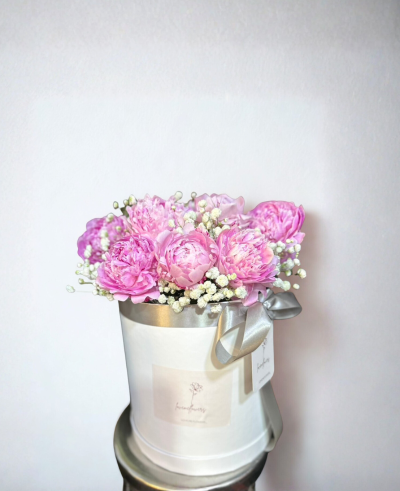 10 Peonies Box