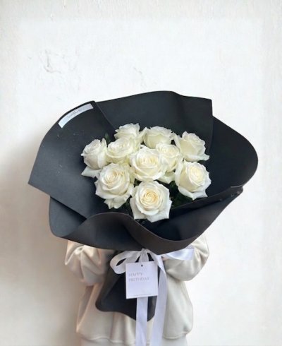 10 White Rose Black Trendy Wrapping