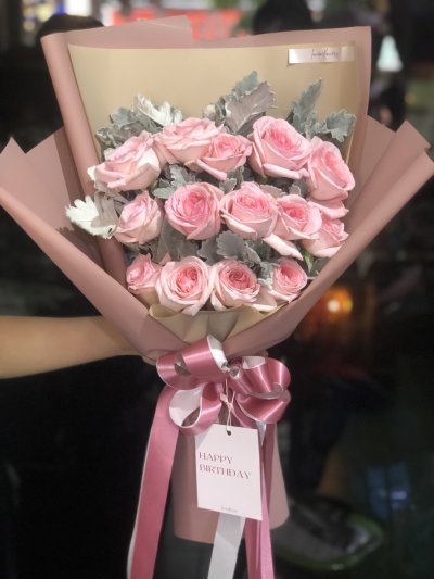10 Pink Rose with Snow leaves