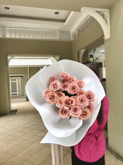 20 Cappucino Roses Bouquet  | Trendy Wrapping