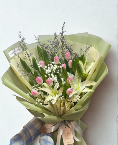 Lily Tulip Flower Bouquet - Pink Tone