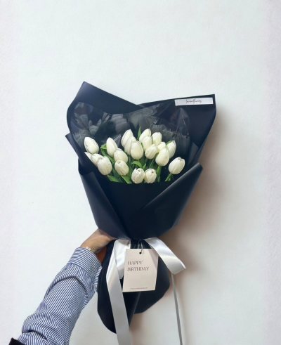 20 White Tulips Bouquet