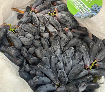 Witch grapes, Parrot brand