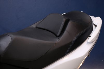 SUZUKI BURGMAN 400 ปี 2020 สีขาว