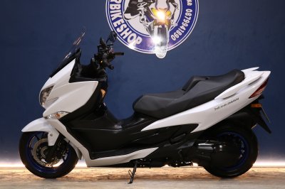 SUZUKI BURGMAN 400 ปี 2020 สีขาว