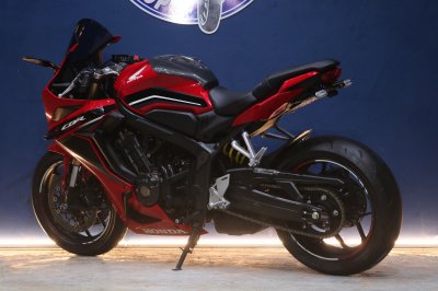 HONDA CBR650R ปี 2022 สีแดง