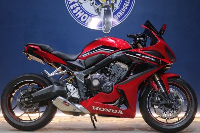 HONDA CBR650R ปี 2022 สีแดง