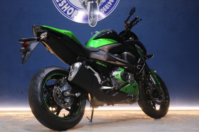 KAWASAKI Z800 ปี 2015 สีเขียว ไมล์ 8,xxx โล!!!