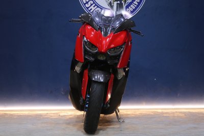 YAMAHA X-MAX 300 ปี 2022 สีแดง