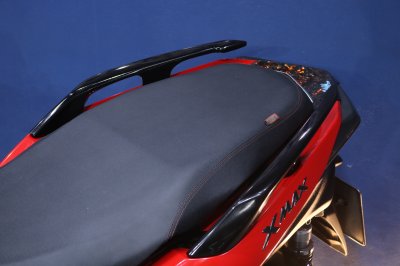 YAMAHA X-MAX 300 ปี 2022 สีแดง