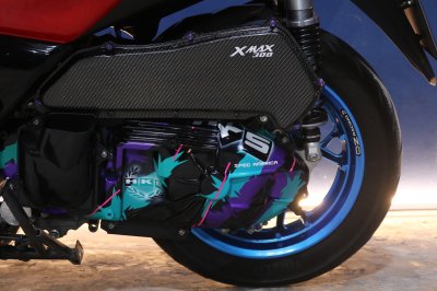 YAMAHA X-MAX 300 ปี 2022 สีแดง