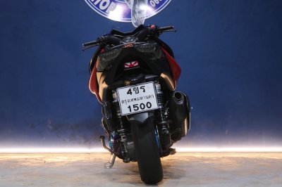 YAMAHA X-MAX 300 ปี 2022 สีแดง