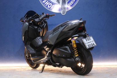 YAMAHA X-MAX 300 ปี 2021 สีเทา