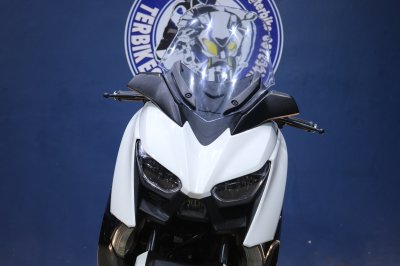 YAMAHA X-MAX 300 ปี 2022 สีขาว