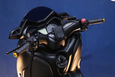 YAMAHA X-MAX 300 ปี 2020 จด 2021 ไมล์ 9,xxx โล !!!