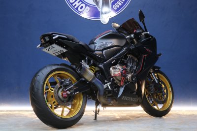 HONDA CBR650R ปี 2020 สีดำ ไมล์ 1,2xx โล!!!