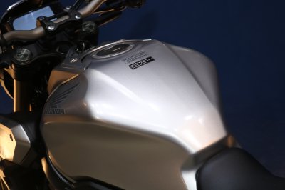 HONDA CB650R ปี 2020 สีเทา ไมล์ 9,xxx โล!!