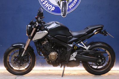 HONDA CB650R ปี 2021 สีดำ