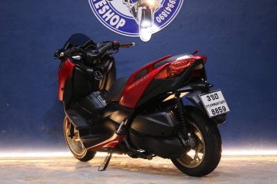 YAMAHA X-MAX 300 ปี 2021 สีแดง